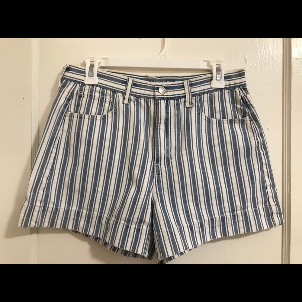 AEO Striped High Waisted Shorts